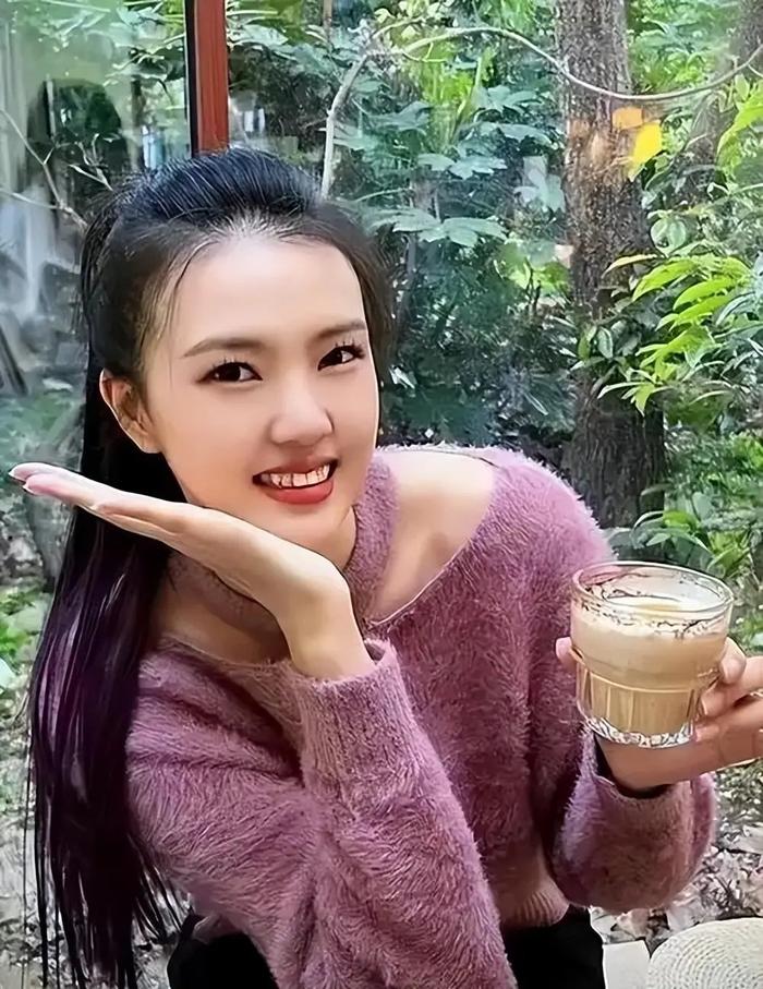 跳手势舞，张常宁秀身材，颜值飙升，新岗位曝光，退役生子悬念揭晓
