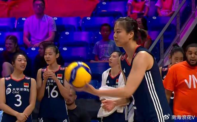 中国女排3-1加拿大，提前2轮晋级总决赛，庄宇珊21分+6连发
